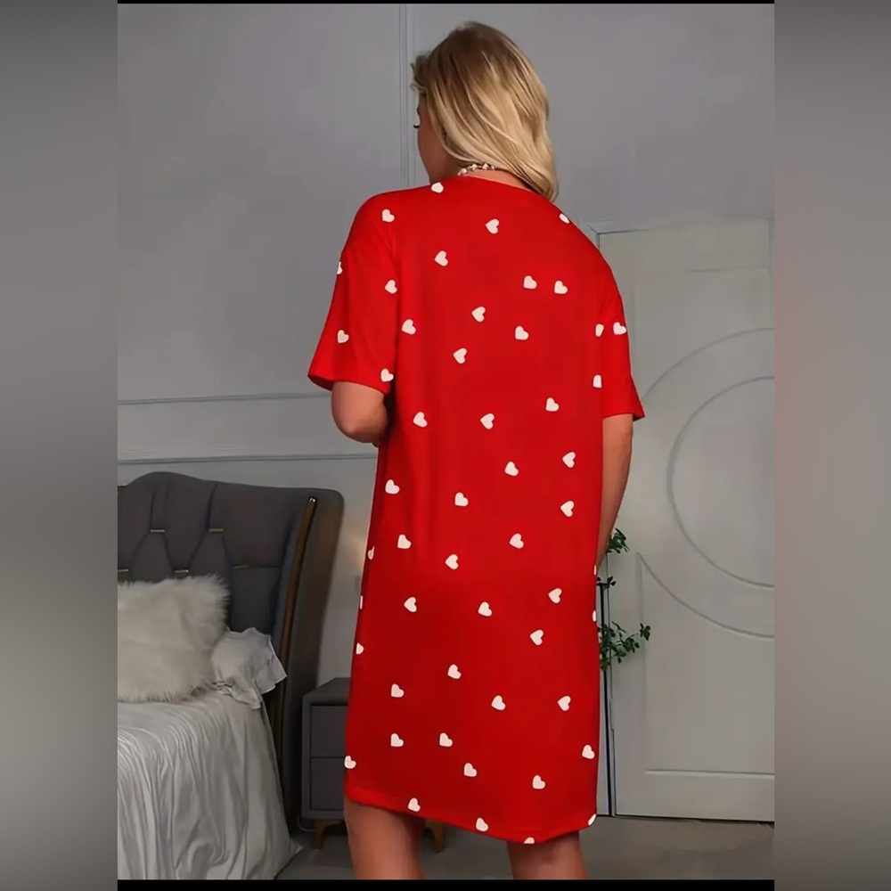 Red Heart Print Sleep Shirt - Picture 2 of 5